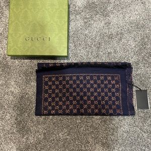 Gucci Metallic GG wool scarf
